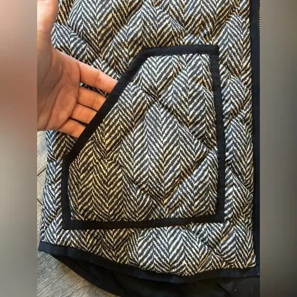 J. Crew Women's Micro Chevron gray black Full Zip Sleeveless quilted Vest fall S - Picture 8 of 11